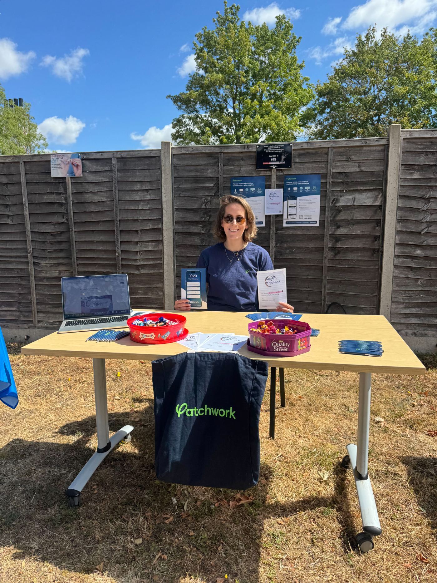 A Patchwork colleague at an outdoor drop-in stand